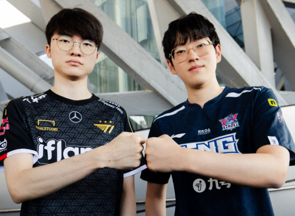 爱游戏体育官网包含大比分获胜首场状态出色，法国队观众沸腾！，Scout重返赛场观众掌声雷动的词条